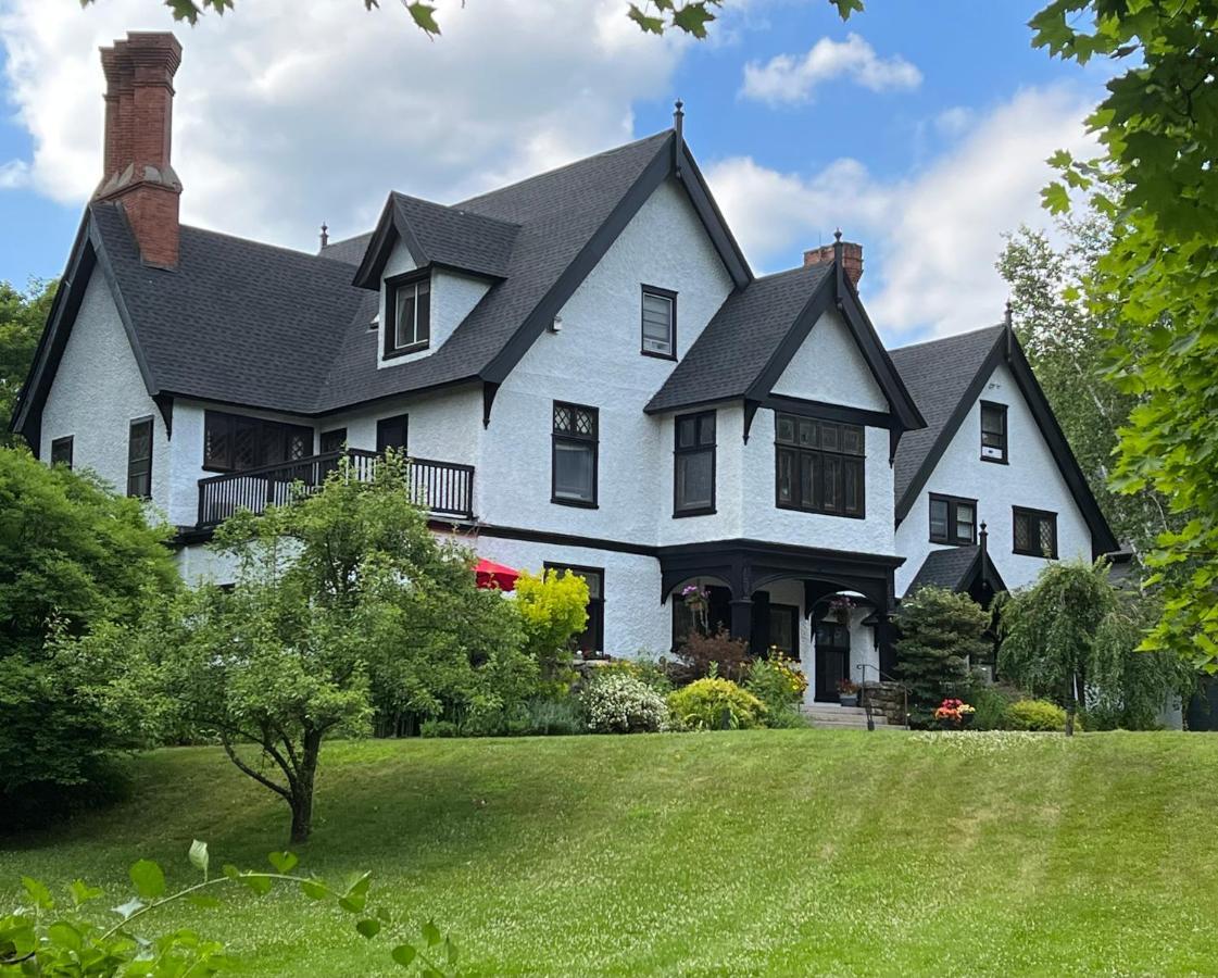 Manor House Inn (Adults Only) Norfolk Exterior photo